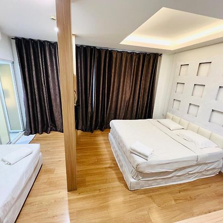 V Hotel Melaka Luaran gambar