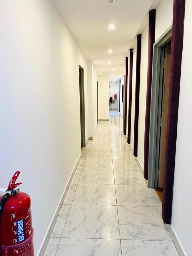 V Hotel Melaka Luaran gambar