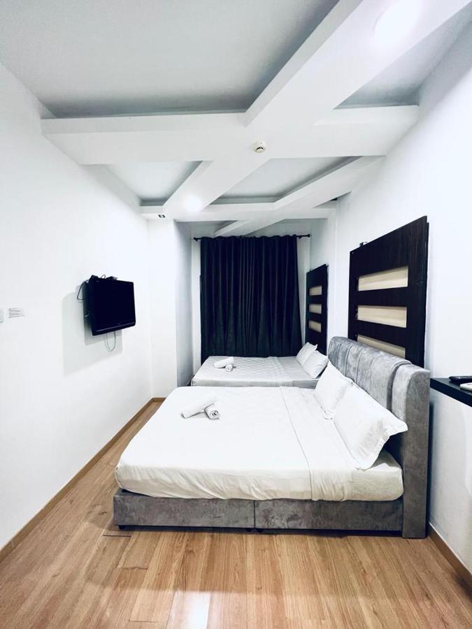 V Hotel Melaka Luaran gambar