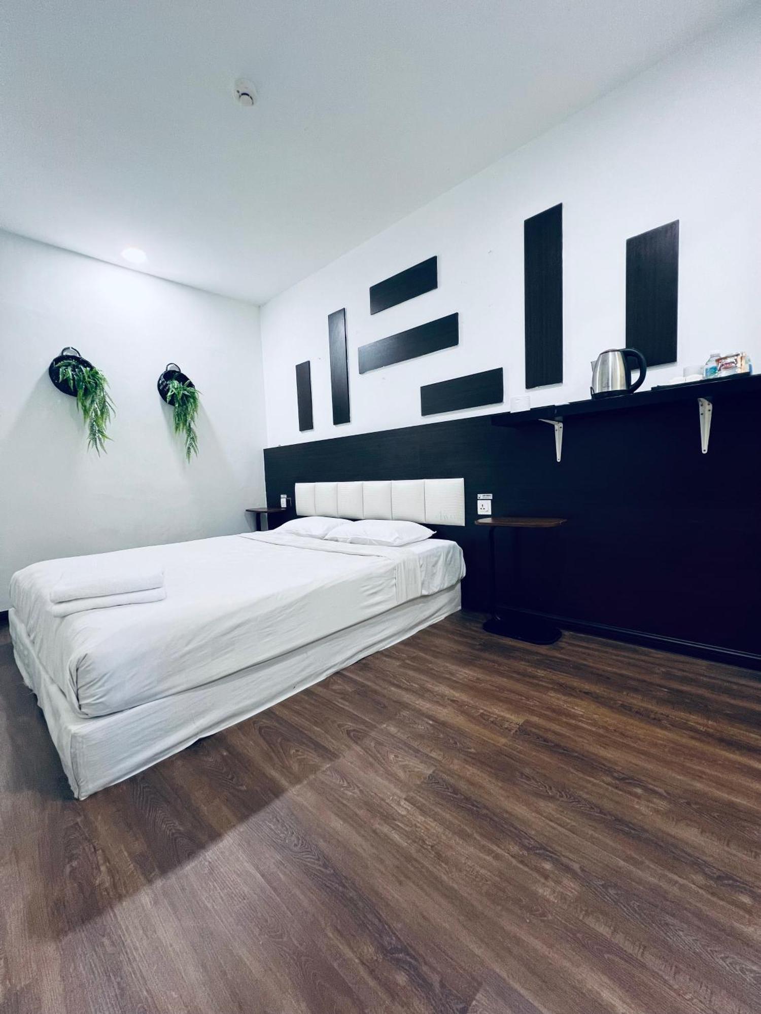 V Hotel Melaka Luaran gambar