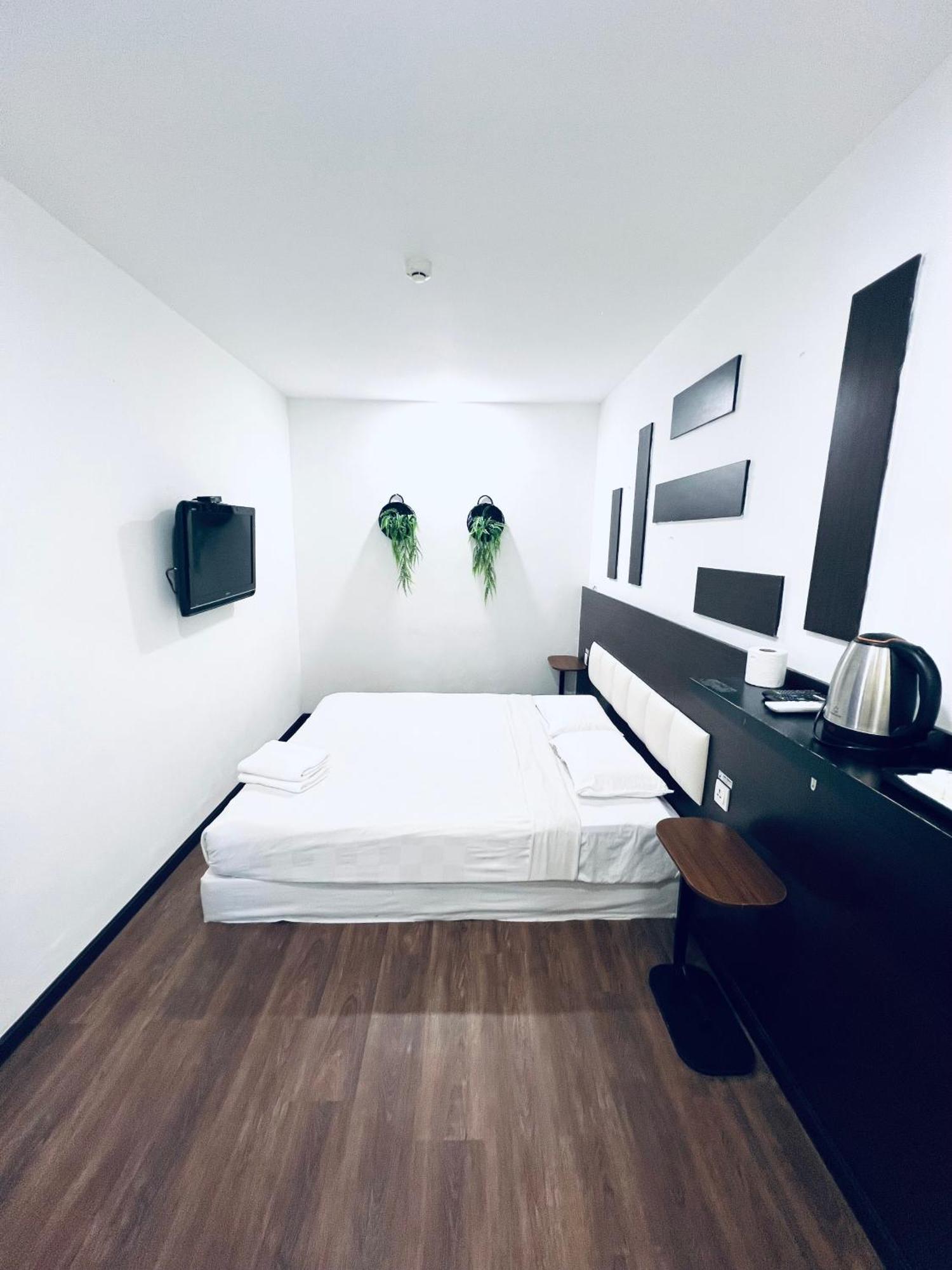 V Hotel Melaka Luaran gambar