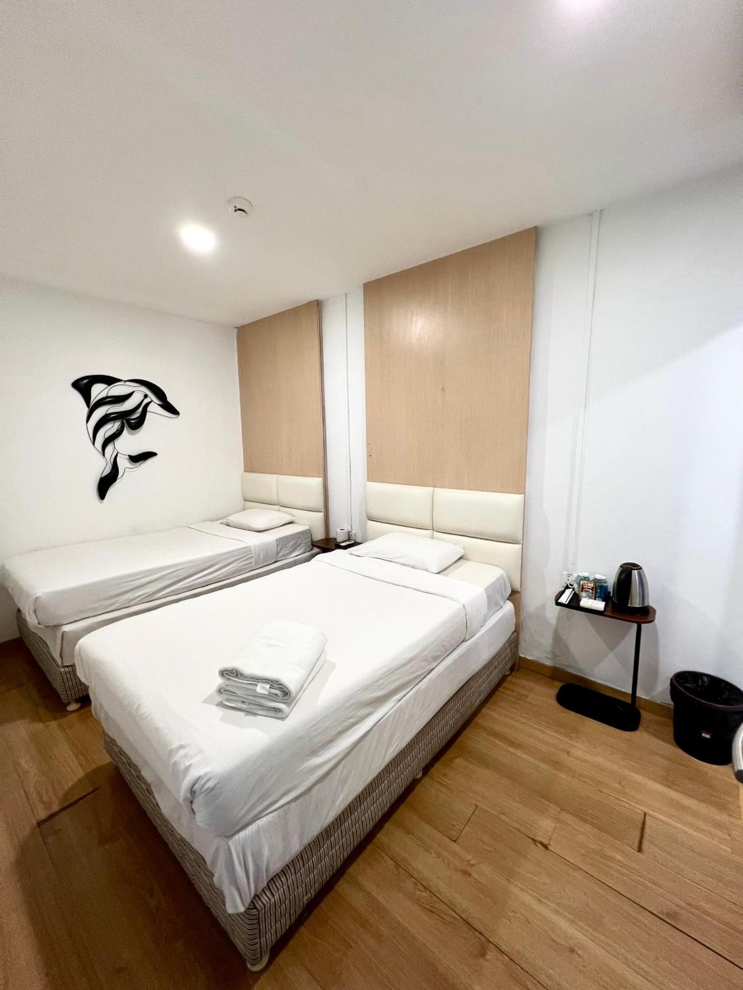 V Hotel Melaka Luaran gambar